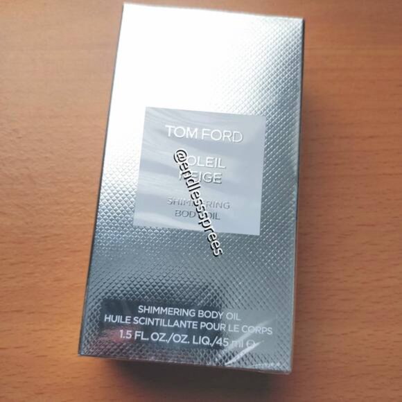 Tom Ford Soleil Neige Shimmering Body Oil - Picture 2 of 3